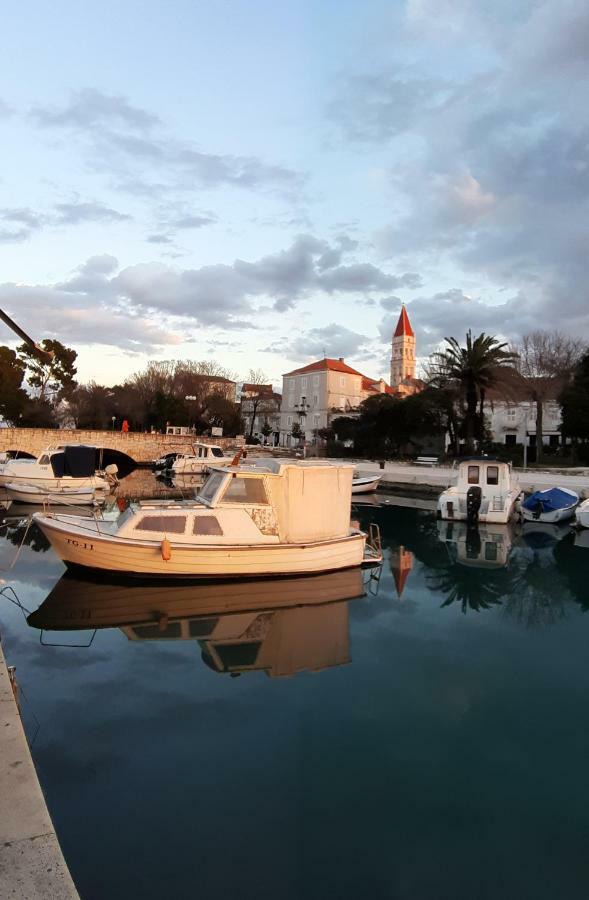 Apartment Villa Businci Trogir Luaran gambar